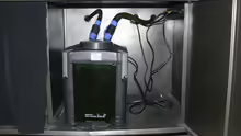 Technik im Aquarium Becken 8939