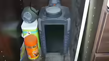 Technik im Aquarium im Wohnzimmer