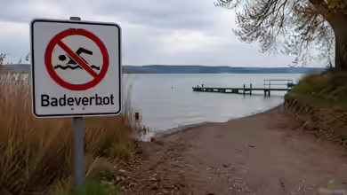 Darf man in jedem See, Bach oder Teich baden? Was an Naturgewässern erlaubt ist