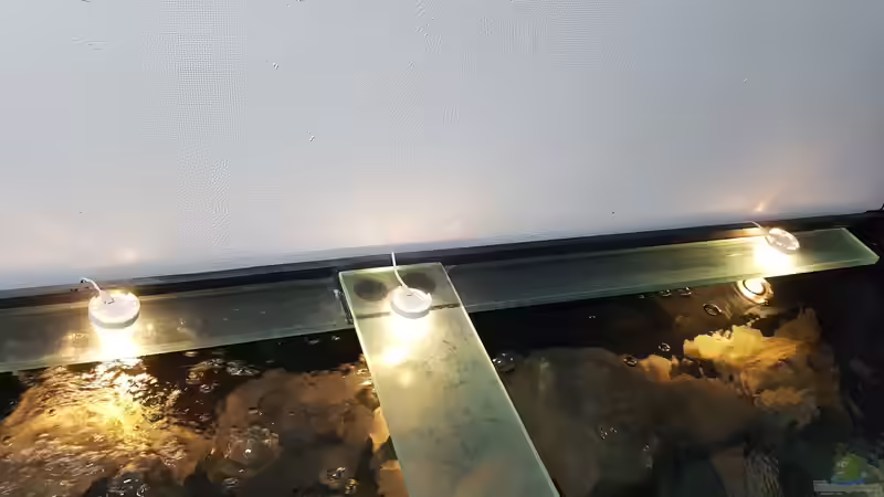 0815 LED-Beleuchtung schwedisches Möbelhaus..wird aber noch gegen eine richtige ausgetauscht von Thomas0902 (40)
