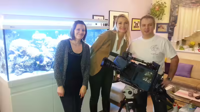 13.01.2014  Das war die Reporterin der Kameramann und meine Frau bei dem Dreh von meinen Aquarium ! von urbi (12)