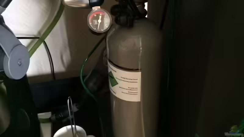 14.05.2021 500 gr. CO2 Flasche gegen eine 2 KG Flasche getauscht von herkla (75)
