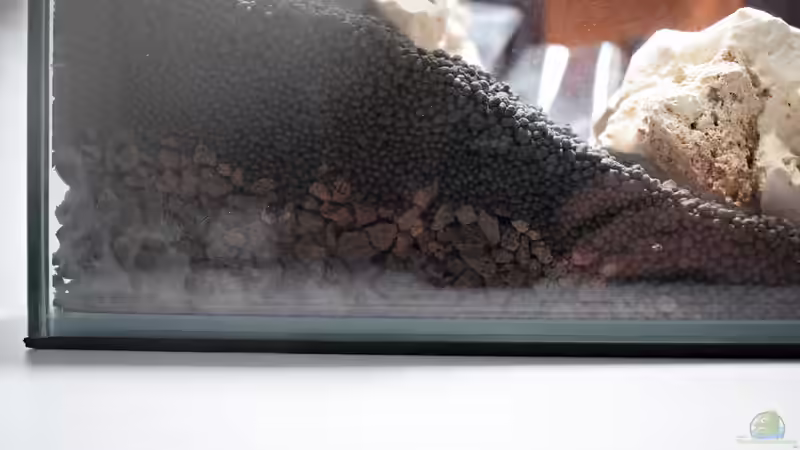 2 Schichtiger Bodenaufbau mit Höhenunterschied von vorne nach hinten von Sarah_Schneider (7)