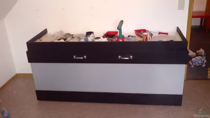 3. Anstrich in Schwarz und einmal in grau gestrichen.....FERTI!!!:-) von Gernold Lengert (8)