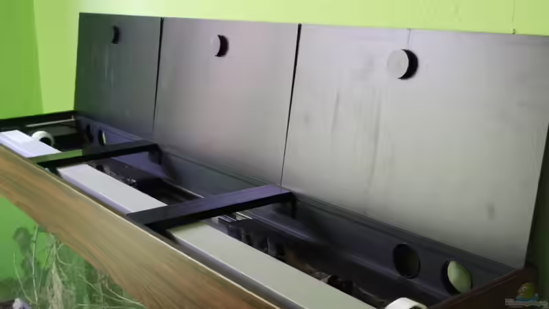 3 Klappen einzeln nutzbar, der Leuchtbalken kann bei Bedarf einfach entfernt werden von Florian Bandhauer (42)