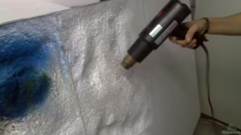 5 cm.Styroporplatte wird mit dem Heissluftföhn bearbeitet von Renè Rupf (19)