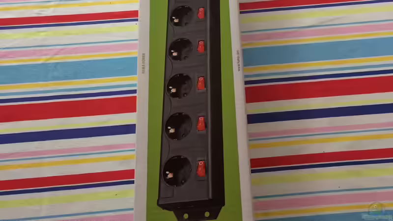 6fach Steckdosenleiste, einzeln schaltbar von herkla (22)