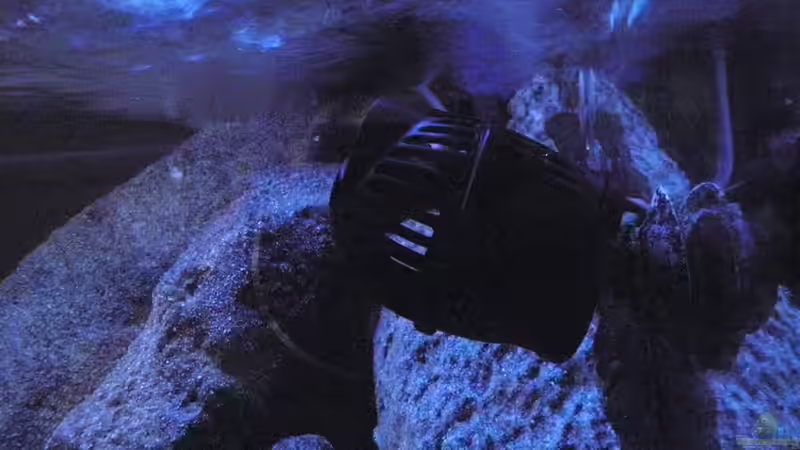 900Liter die stunde gegen die wasseroberfläche von LaEy (29)