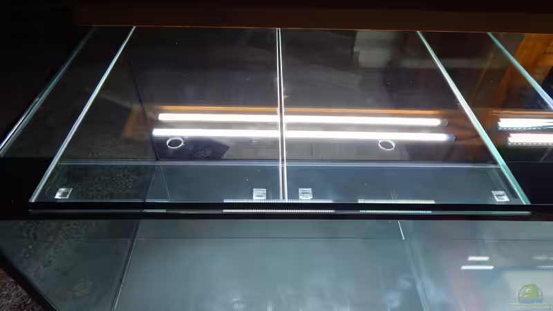 Abdeckscheiben mit Griffbohrung aus 6 mm Glas von Merotheq (4)