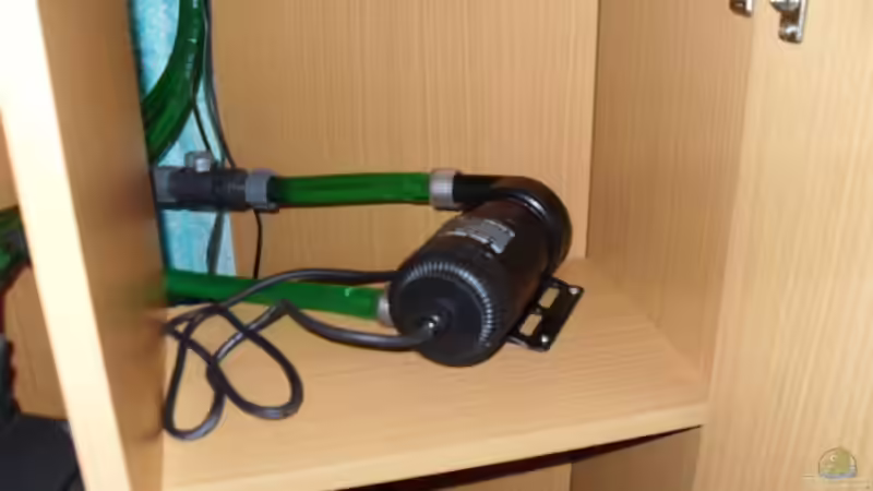 Aqua Medic 5W UV-C Klärer von Dr. Manhattan (5)