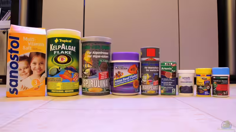 Auswahl Trockenfutter, Artemiaeier & Multi Sanostol zur Vitaminanreicherung des Frost- und Lebendfutters von Micha (47)
