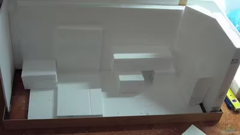 Bau Rückwand und Steine von Malawi TOM