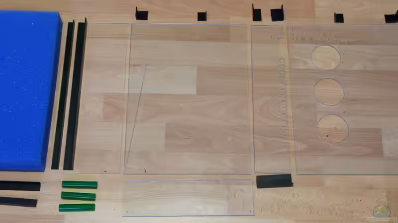 Bauteile des HMF: Acrylglas, Profilleisten, Filtermatte von Tilo Schmiedl (9)