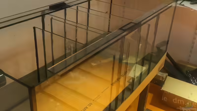 beim einkleben der Plexiglasprofile von Benjamin Schmider (13)