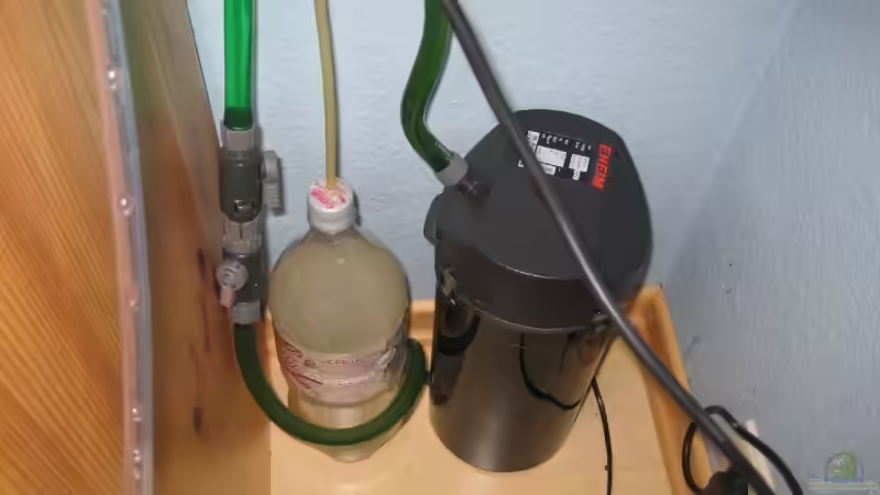 Bio-Co2 Anlage + Außenfilter von Oase (2)