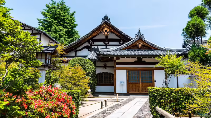 Blog: Dekoelemente für einen japanischen Garten - Ruhe, Symbolik und zeitlose Ästhetik im eigenen Grün (7731)