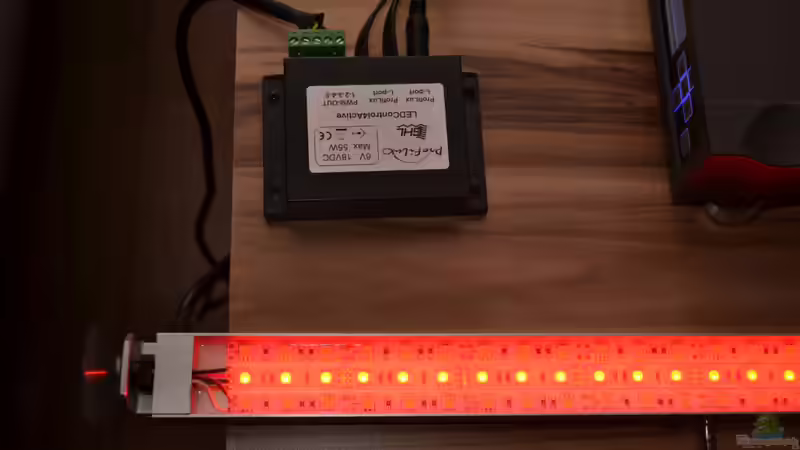 Blog: Mich@`s Stiftung Aqua-Test:  Test der LUM-Light Aqua LED Styl RGB (4775)