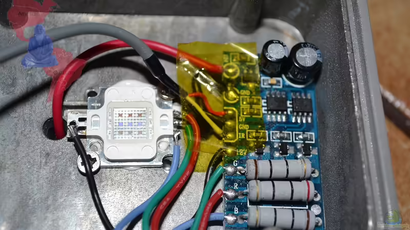 Blog: RGB LED-Fluter für die Aquaristik nutzbar machen (4610)