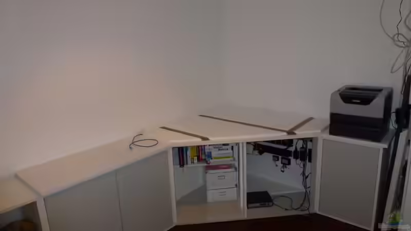 Büroeinrichtung inkl. AQ-Unterschrank von Tobias.Neher (7)