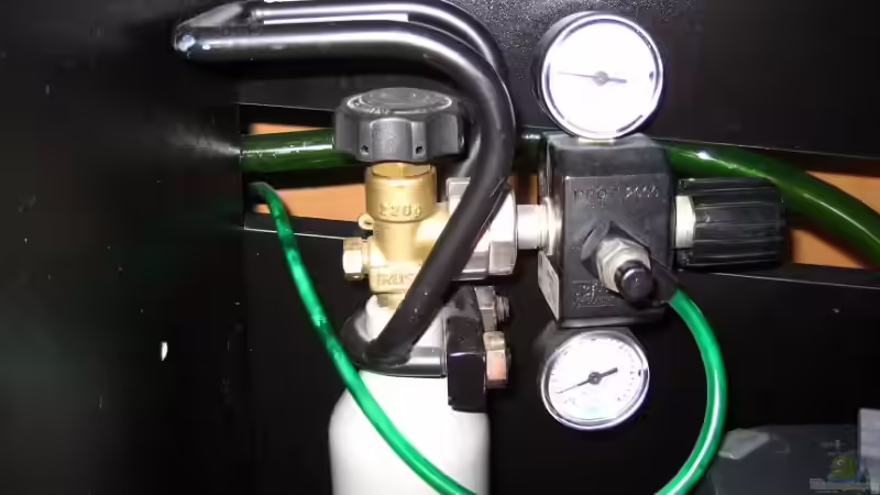 Co2 Anlage von Dennerle eingestellt auf 20Blasen die Minute von andi.B (22)