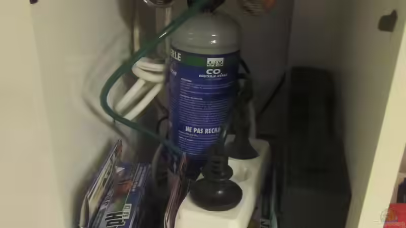 Co2 Druckgasanlage Dennerle...aktuell ca. 30Blasen / Minute von Mofafi-Liebhaber (64)