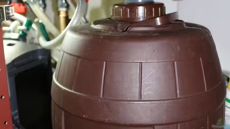 das Fass für den ??berlauf, wird automatisch leer gepumpt von Markus Maier (10)