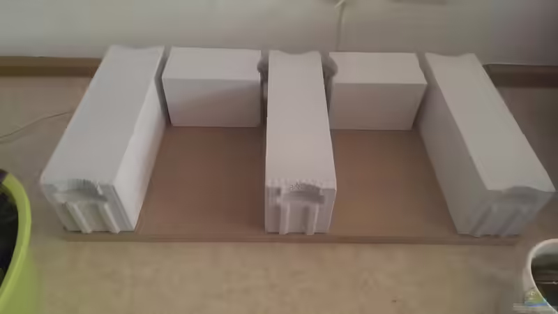 das Grundgerüst des Unterschranks von Harry Nemitz (28)