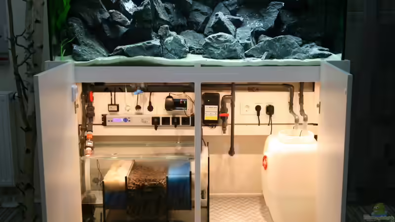 Das Licht im Unterschrank geht beim öffnen der Türen automatisch an (Truhenschalter) von Manfred B. (4)