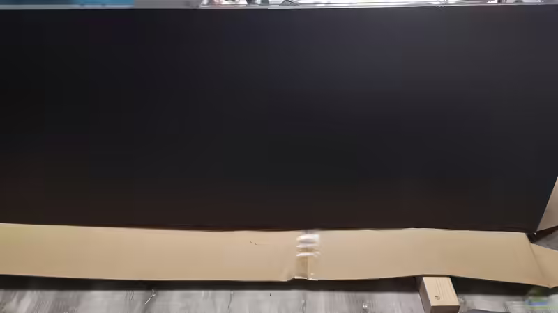 Das neue Becken aus dem Karton befreien und erstmal schwarz folieren von Cichliden-Kabuff (3)