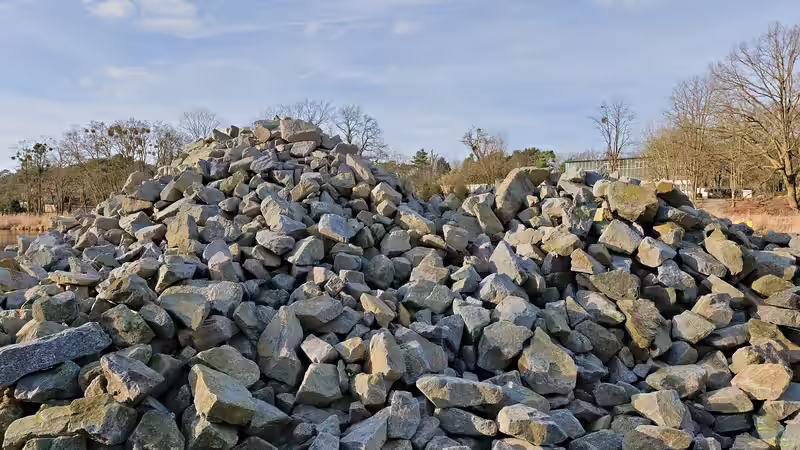 Das Terrarium mit Steinen dekorieren