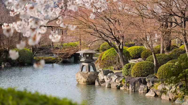 Dekoelemente für einen japanischen Garten - Ruhe, Symbolik und zeitlose Ästhetik im eigenen Grün