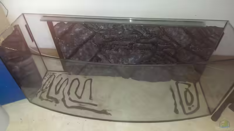 Dekoration im Aquarium Gyuana - Bachlauf von Harry Nemitz (27)