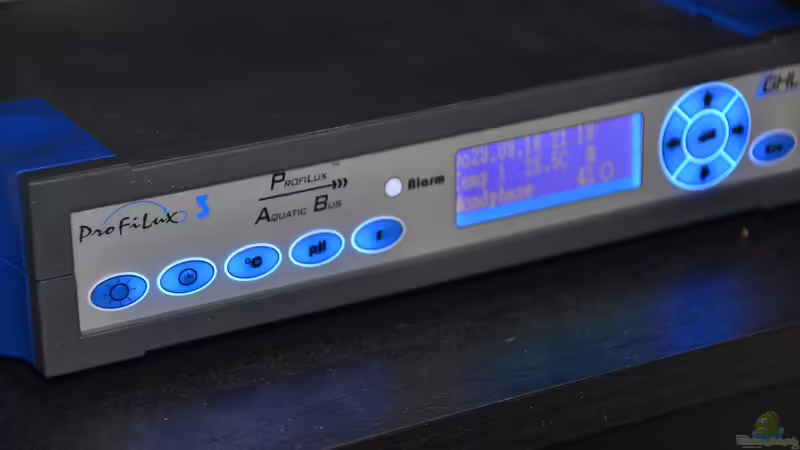 Der Aquariencomputer, er steuert und regelt fast alles von Gallius (24)