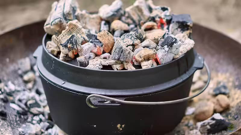 Der Dutch Oven - Alles über den gusseisernen Klassiker für Garten und Outdoor-Küche