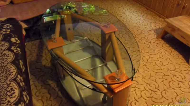 Der neue Aquariumtisch wird erst noch eingerichtet von Ulrich Sauerhering (19)