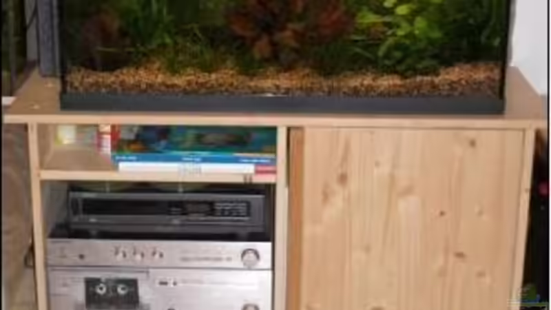 der selbst gebaute Unterschrank von Felix Bier (2)