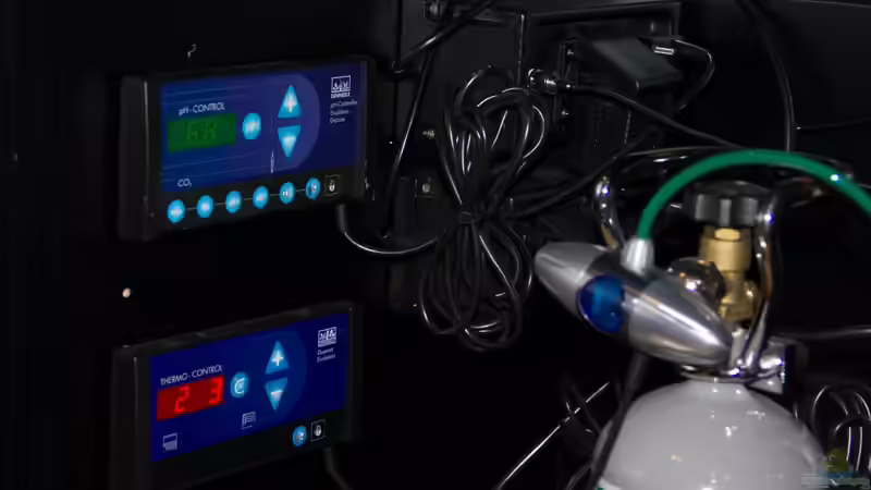 Detail Technikschrank links - 02.11.2013 von GoreSlayer (30)