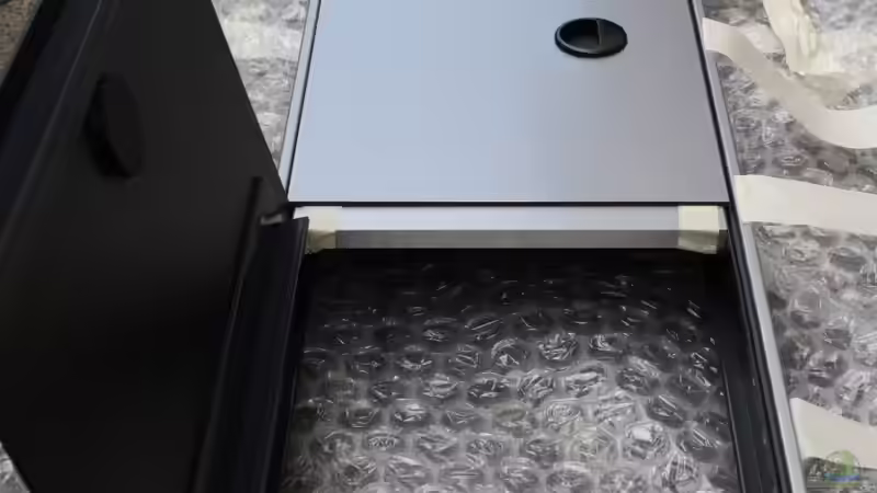 Die Abdeckung, 4 Klappen alles in Alu-silberfarben von Florian Bandhauer (62)