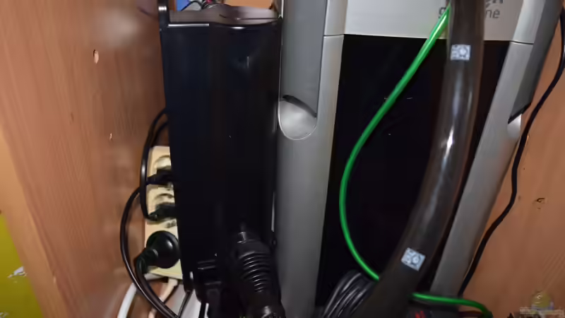 Die Kammer des Schreckens, Außenfilter, UVC-Filter und Membranpumpe von Bowa (18)