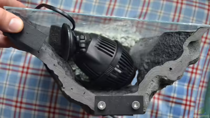 Draufsicht linker ??berhangfelsen mitStrömungspumpe  von falleb (12)