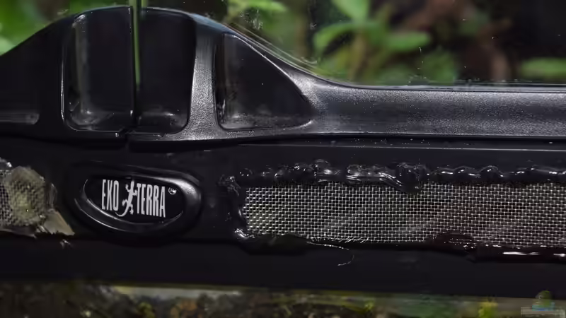 Drosophiladichte Gaze zusätzlich an der Lüftung angebracht von Junglist (2)