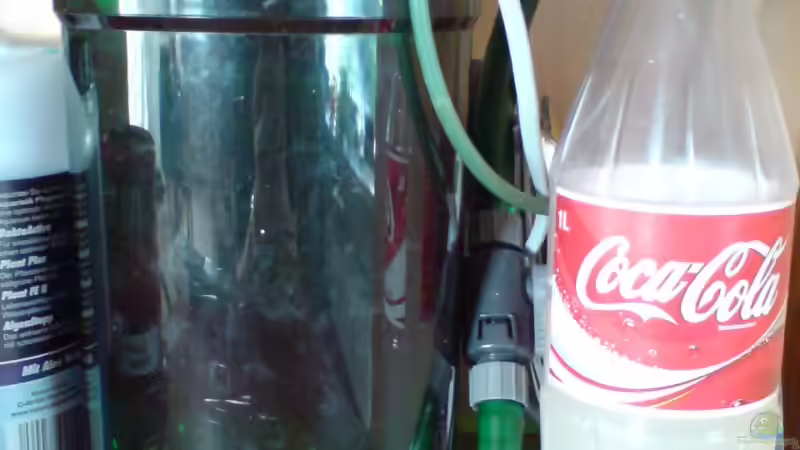 EHEIM 2213, rechts CO² Gährungsflasche von Peter Krusche (6)