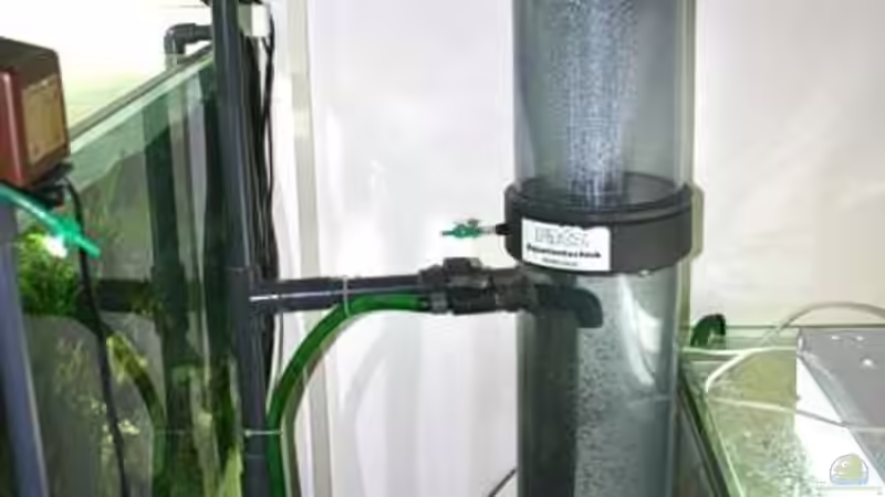 Ein alter Abschäumer dient als Ozonreaktor. von Ingo (29)