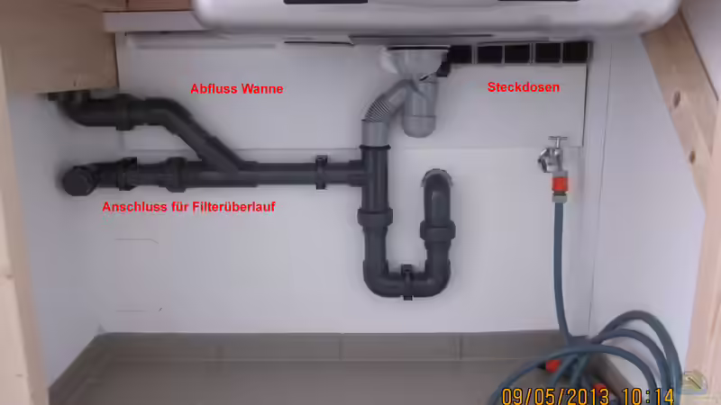 Ein Blick ´unter´ bzw. neben das Becken... :-) von Holly (15)