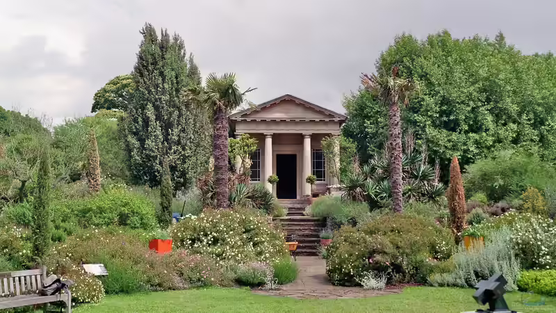 Ein Hauch von Griechenland im eigenen Garten: Kreative Inspirationen für mediterranes Flair