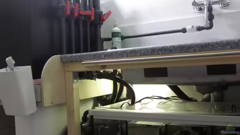 Eine Geamtansicht der Verrohrung. von Holly (18)