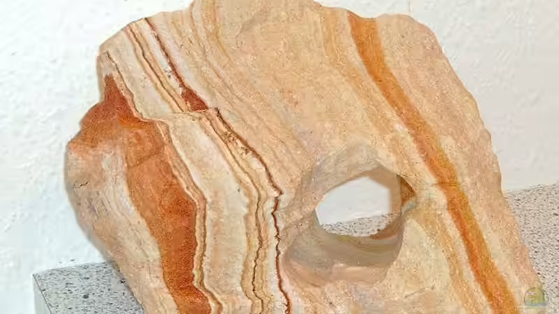 einer der beiden Regenbogensteine von Andreas Gross (7)