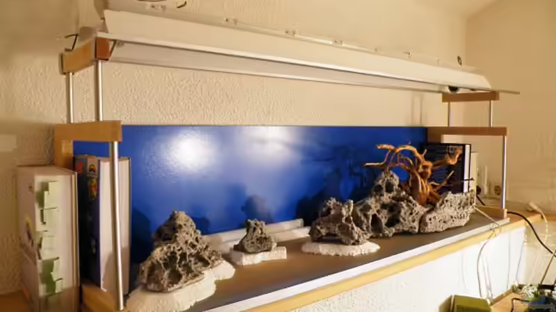 Einfassung mit Leuchtenaufsatz im Rohbau von bergfrau (39)