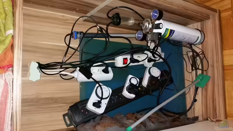 Einweg CO2 Anlage mit Nachtabschaltung und der kompletten Beckenelektronik von podoma (32)