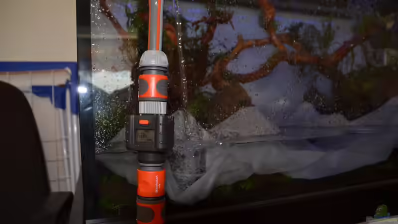 Endlich, das erste Wasser, gemessen um zu wissen Wie viel insgesamt an Fluid hineinpasst von Gallius (23)